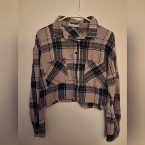 Active USA Cropped Plaid Flannel Button Down Shirt - Size M